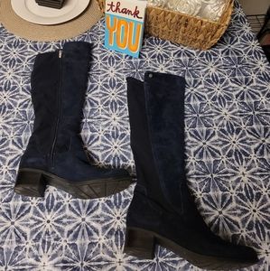Women's Navy Faux Suede Navy Blue boots. Size 8